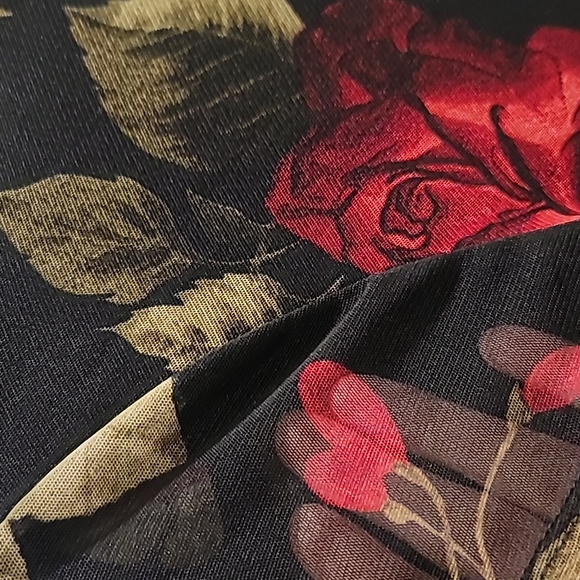 Knee length Dress - Picture 2 of 4